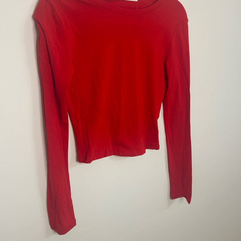 Active USA Red Long Sleeve Crop Top size medium